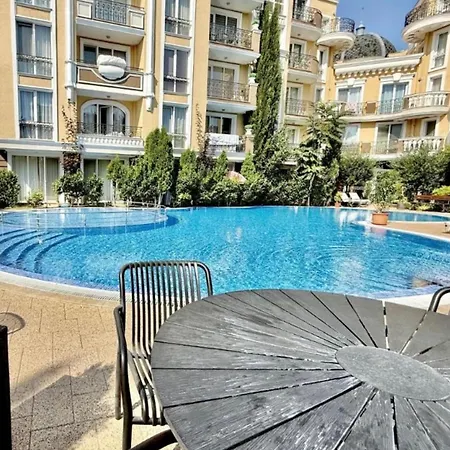 Marea Suites, нов стилно обзаведен в комплекс Messembria Palacе Апартаменти